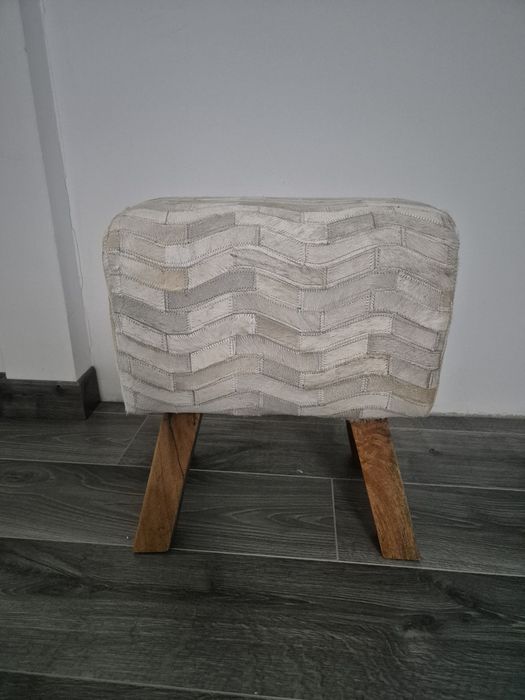 Nowy puf siedzisko koziołek skórzany