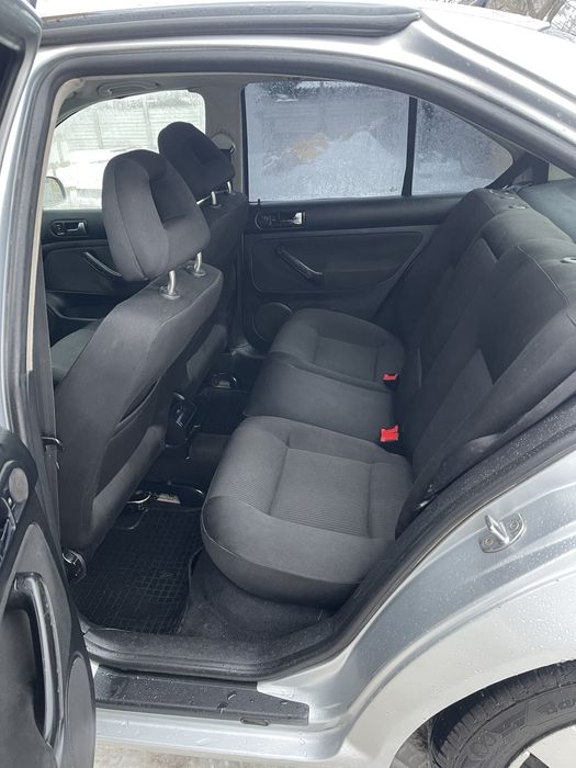 VW BORA 1.6 газ/бензин