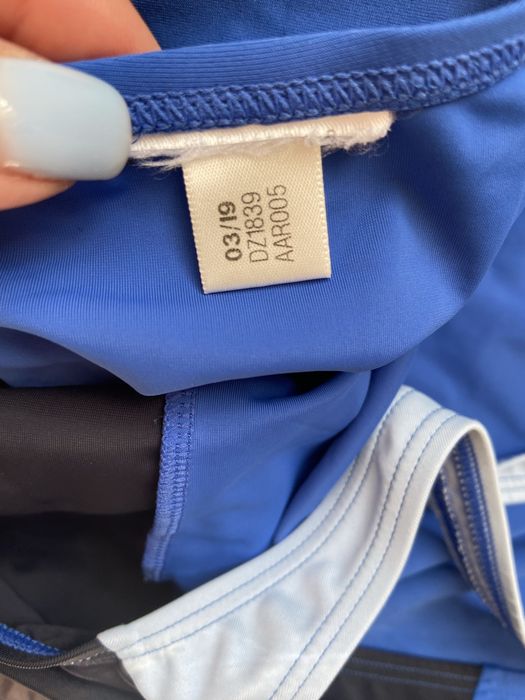 Суцільний купальник adidas