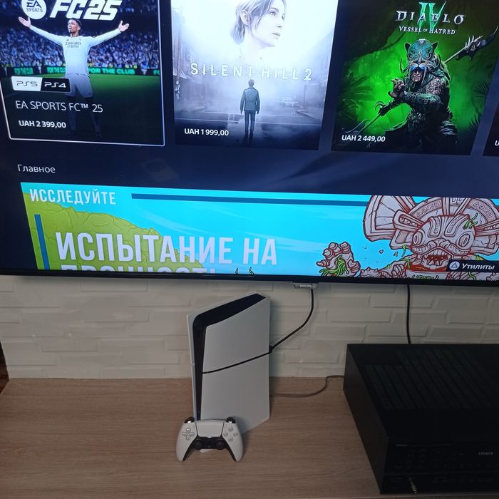 PS5 slim . Бездоганний стан.Рік гарантії