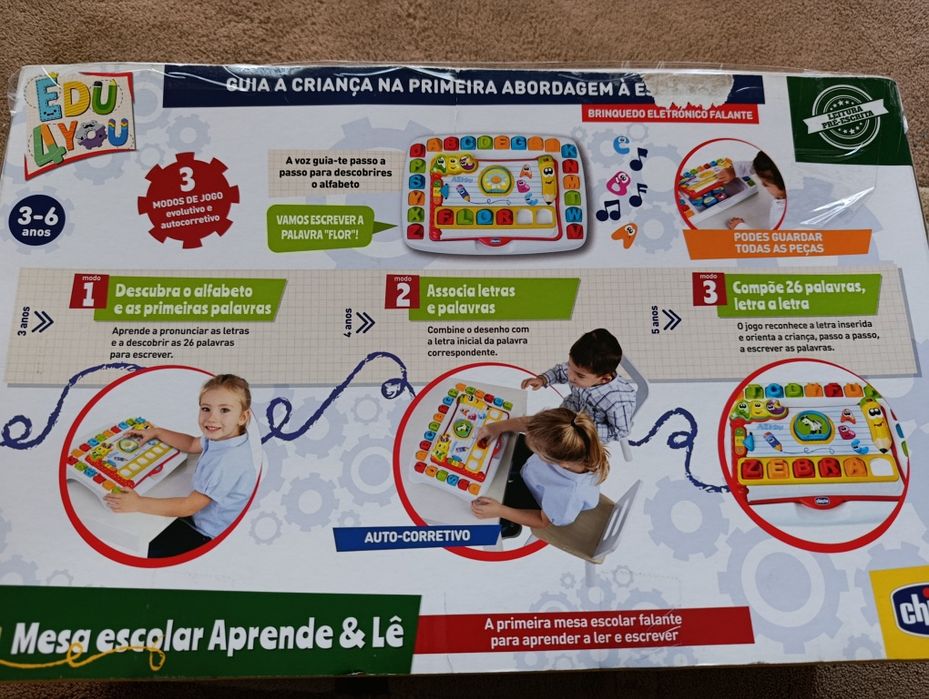 Mesa educativa Aprende & Lê da Chicco