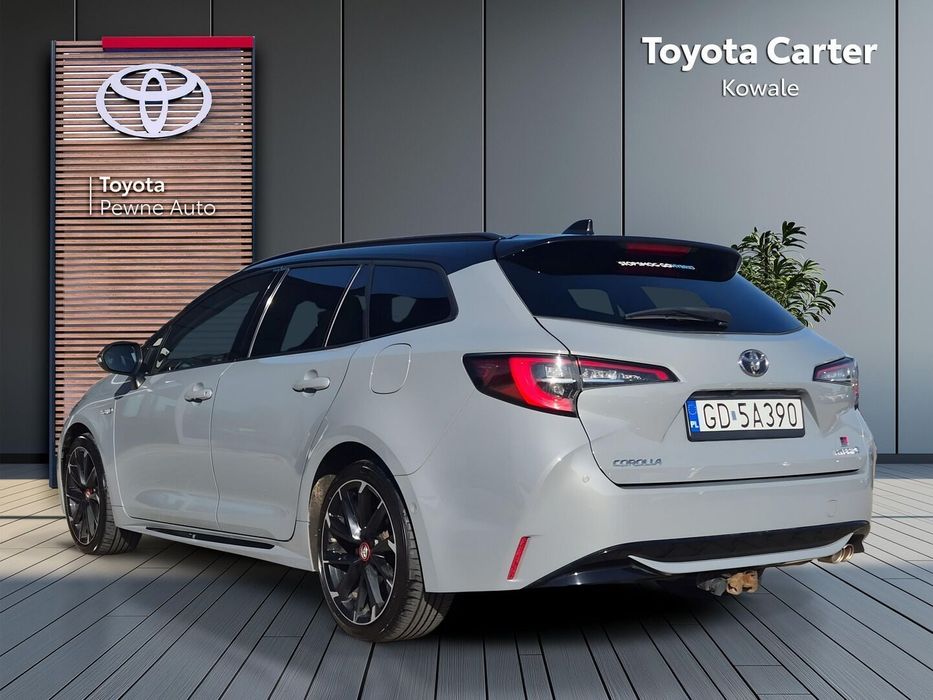 Toyota Corolla 2.0 Hybrid GR Sport Dynamic