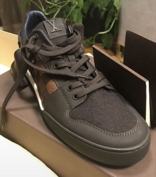 Louis  Vuitton como novas