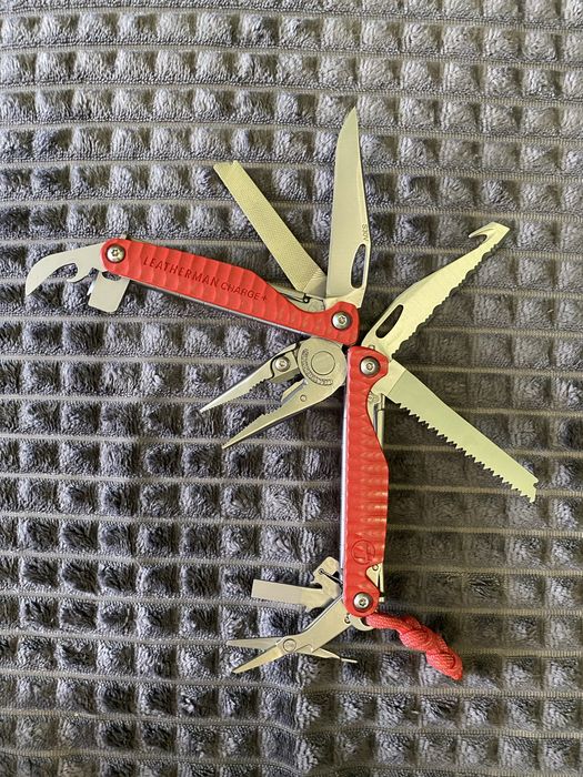 Leatherman  Charge red ! oryginał .