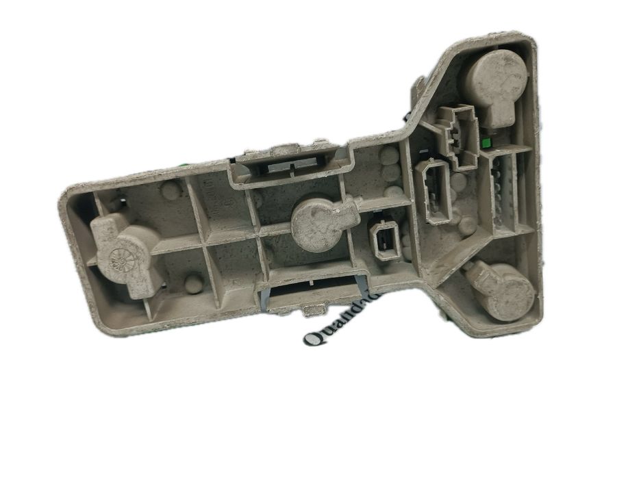Suporte lâmpada direito VOLKSWAGEN Passat (3B2)