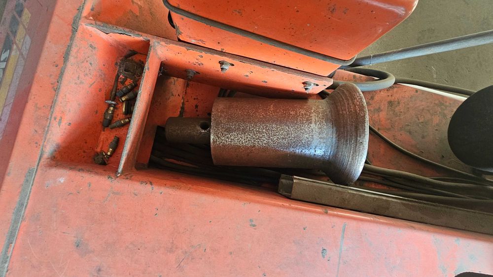 MONTAŻOWNICA kół rolniczych,ciężarowych,przemysłowych SICAM do 56 cali