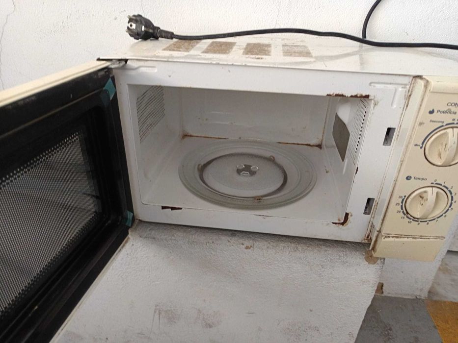 Microonda usada Confortec
