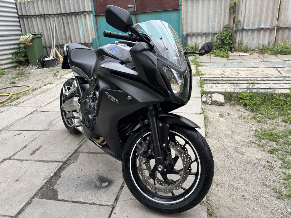 Honda Cbr 650F, 2016, отличнейшее состояние!