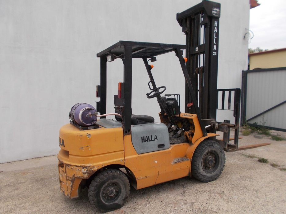 Wózek widłowy LPG HALLA HLF 25 Continental TM 27