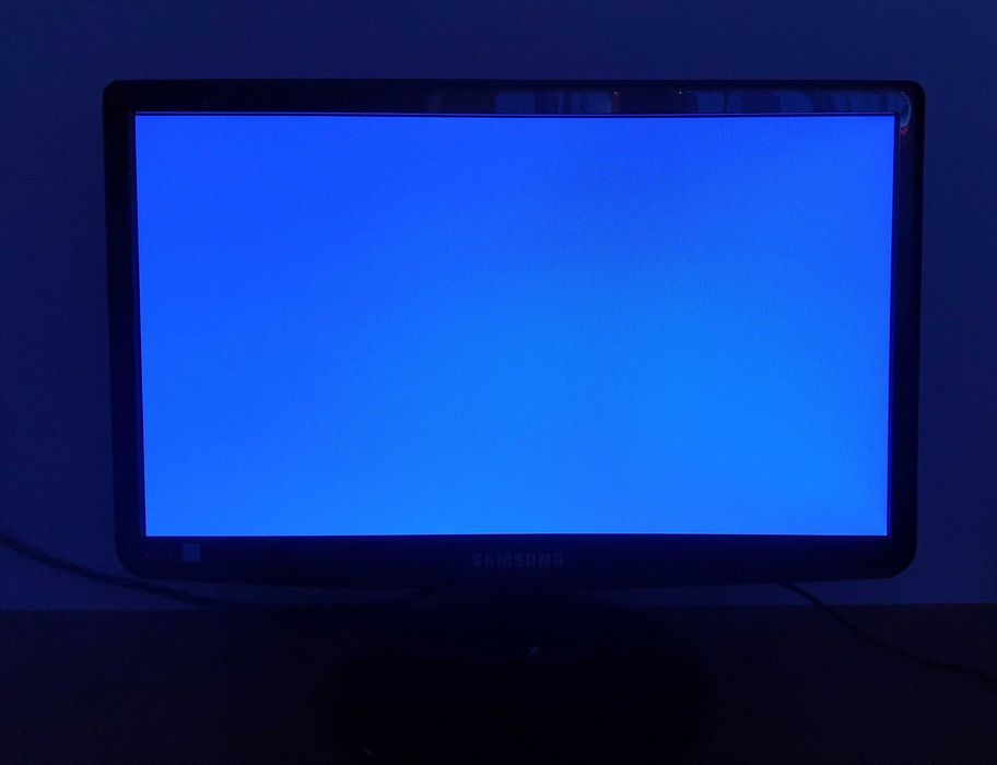 Monitor Samsung 18,5" HDMI (podśw LED) SA100 LS19A100 PO PRZEGLĄDZIE!