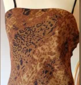 vestido 100% seda, midi M/L NOVO oportunidade