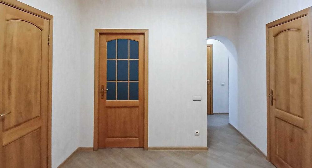 Оренда 3 кімнатної квартири, бульвар Лесі Українки, С.М. "Печерська"