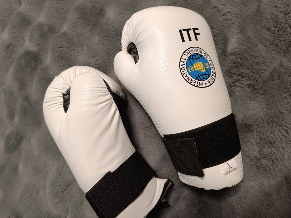 Боксерські рукавиці  ITF для Техквондо