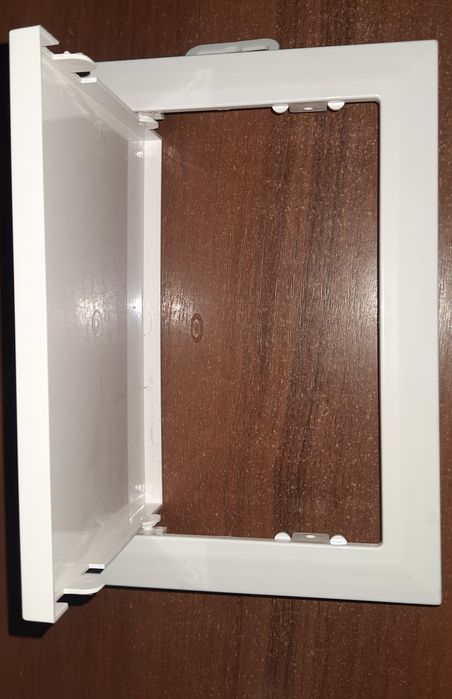 Ревизионная дверца