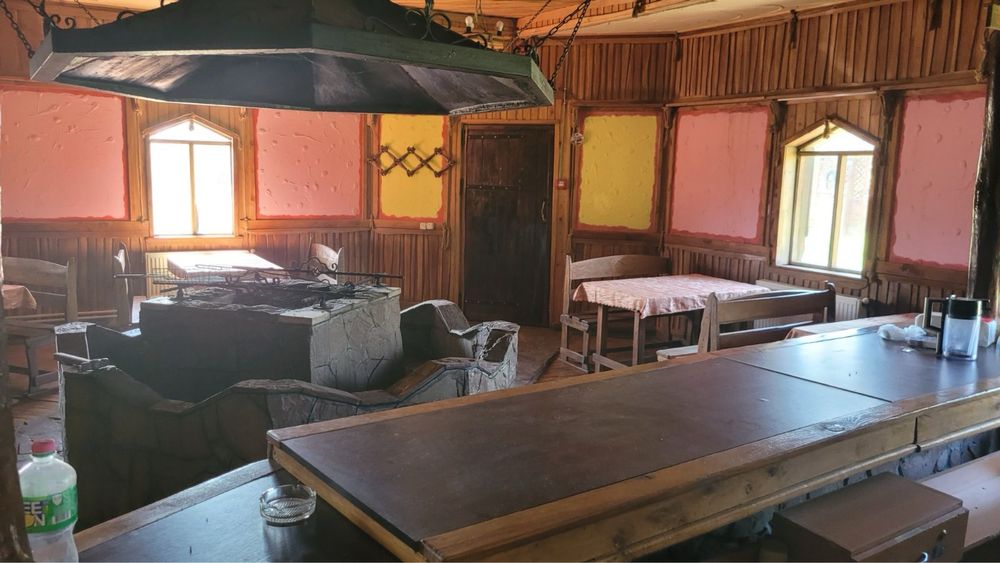 Колиба в напрямку Буковеля.