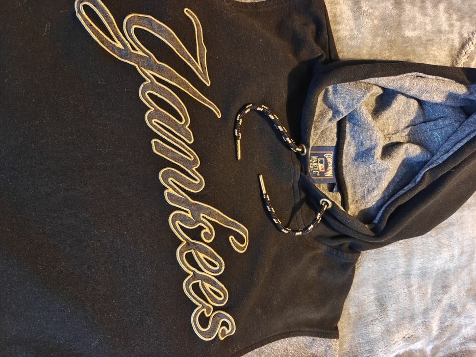 Czarna bluza z kapturem MLB New York Yankees rozmiar L