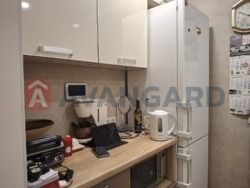 Продаж дому у Космічному мрні