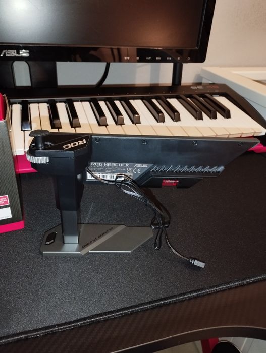 Suporte ASUS ROG p/Placa Gráfica