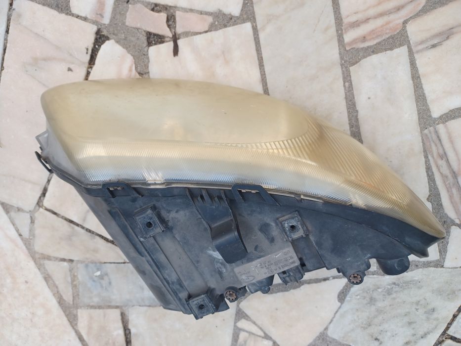 Farol chrysler voyager