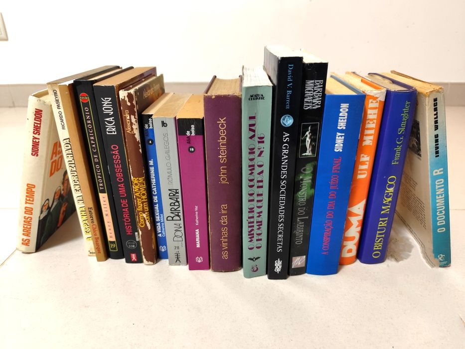 Livros antigos (Mistério / Policiais / Suspense / Eróticos)