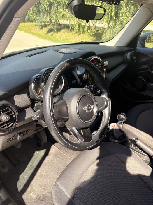 MINI ONE F55 2015 1.2 BENZYNA 102KM