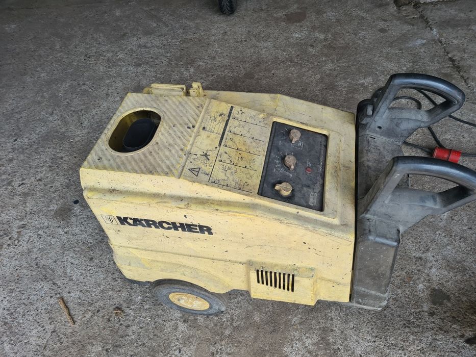Myjka karcher HDS697CI