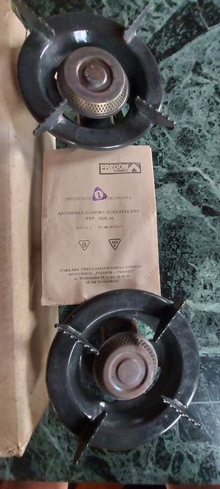 Kuchenka gazowa turystyczna KGT 2 - 4 antyk PRL.