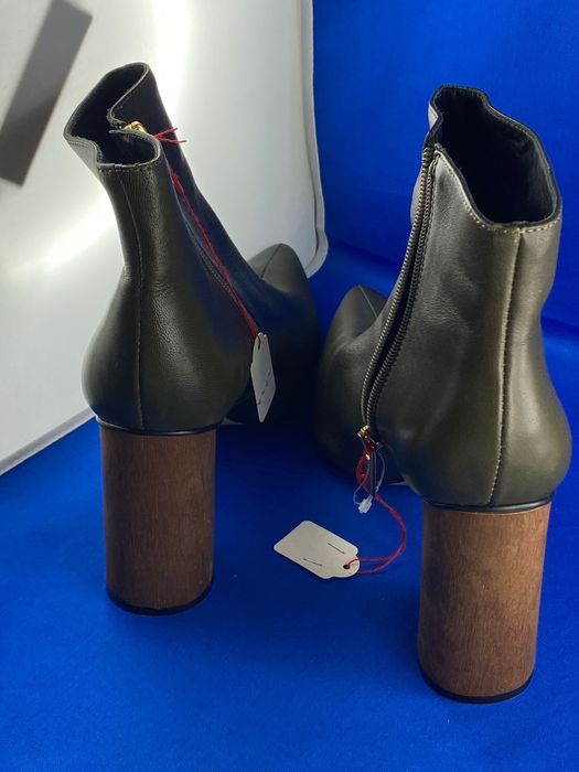 Ботильйони Helen Billkrantz