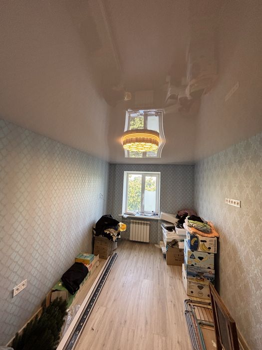 Продается 3 комнатная квартира. Кирпичный дом. Славянск.