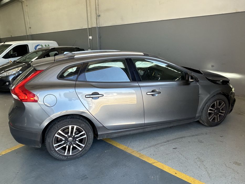 Volvo V40 Cross Country 2.0 D2 Momentum de 2016