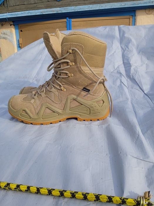 Берці LOWA нові 43 розмір