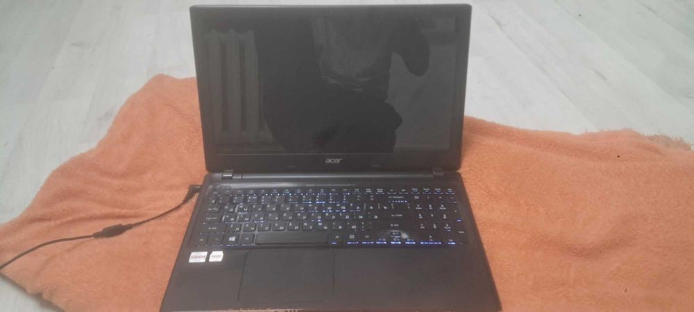 Acer Aspire V5-551G на запчасти