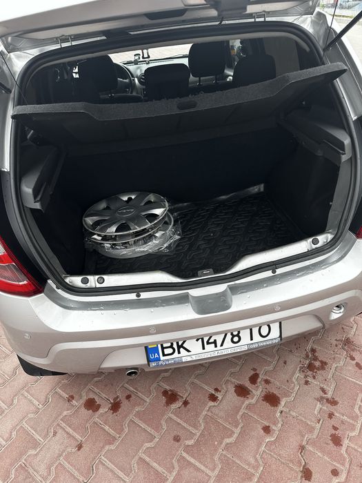 Dacia sandero AC. 1.2 LPG