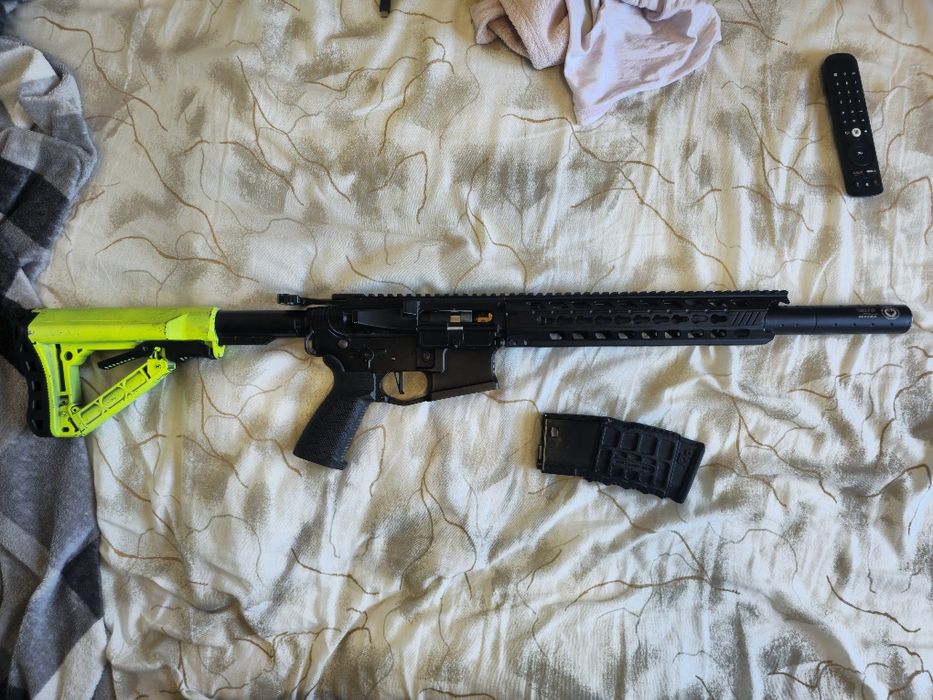 Airsoft G&G predator full metal, com muitos upgrades, apenas venda, deixei de jogar
