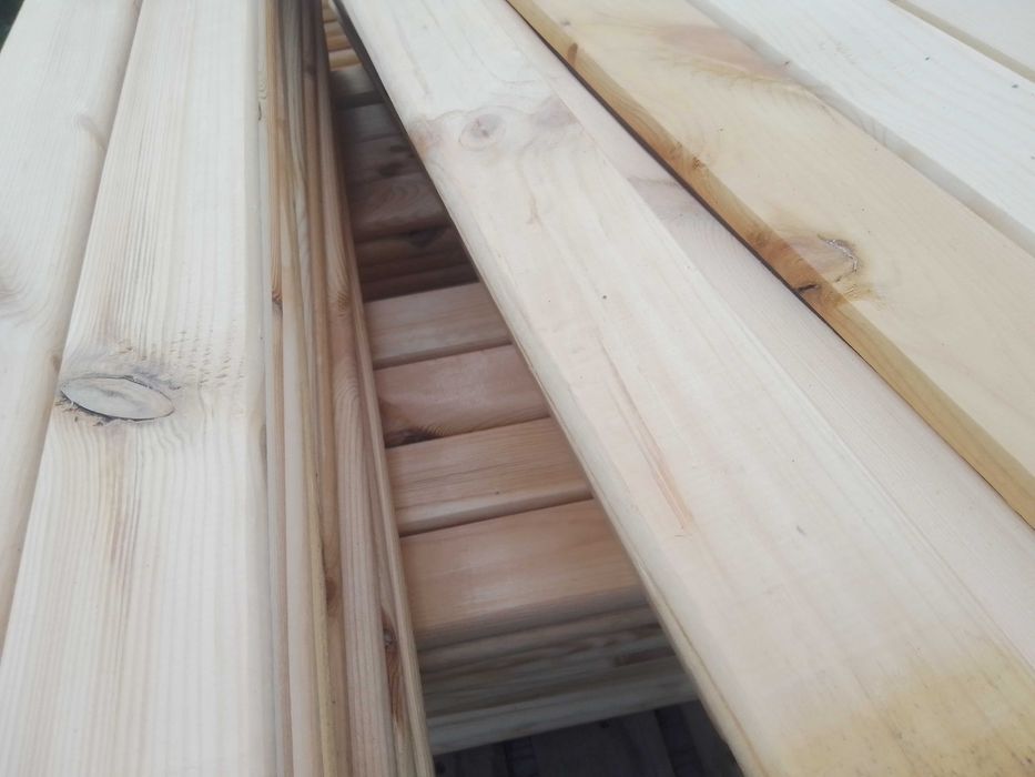 Deska sosnowa, heblowana, strugana czterostronnie