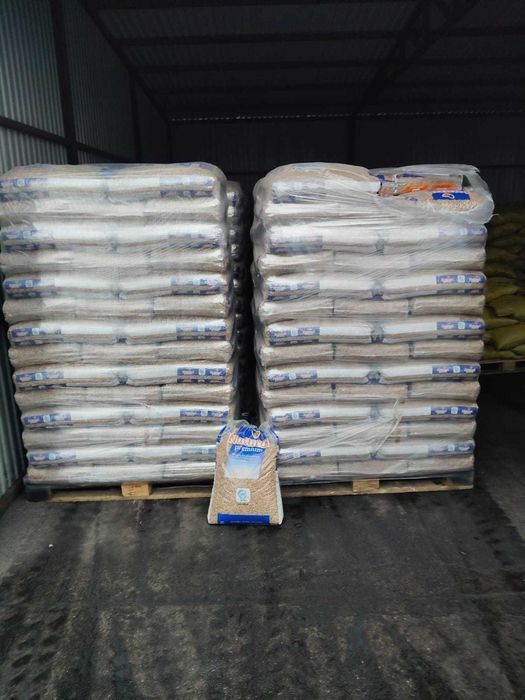 Pellet pelet A1 Dinplus certyfikowany import Niemcy lepszy niż Polski
