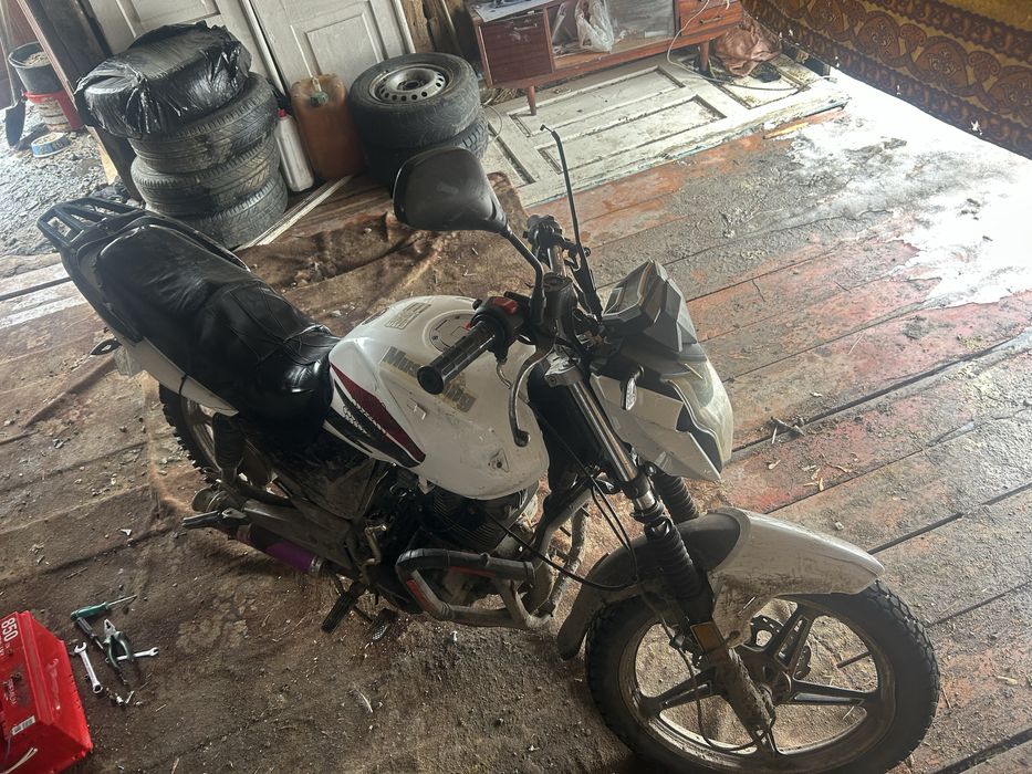 Мустанг 200 кубів на ходу обмін також цікавить навіть на авто