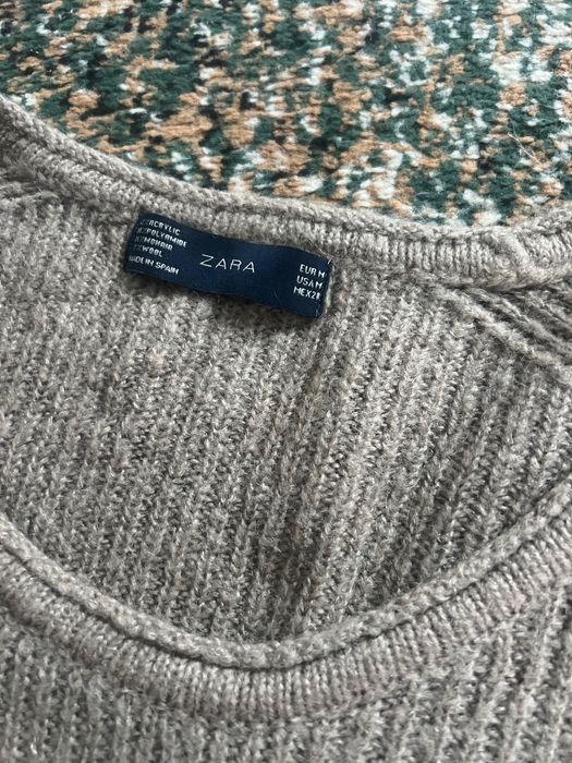 Кофтинка марки Zara ( хороший стан)
