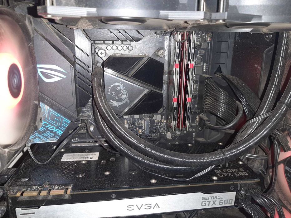 Rog Strix Z390-F-Gaming+Intel Core i9 9900 3.10 ghz