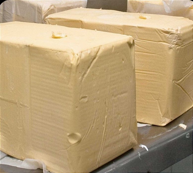 Масло Селянське солодковершкове Вільнянське моноліт 72.5%, 82,5%