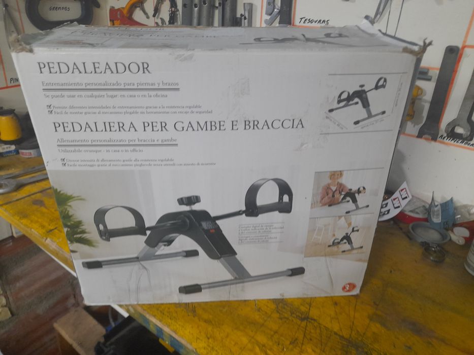 Pedais de bicicleta pra fazer exercício em casa