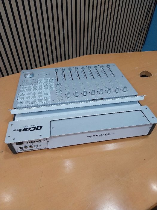 Icon Qcon Pro & Ex