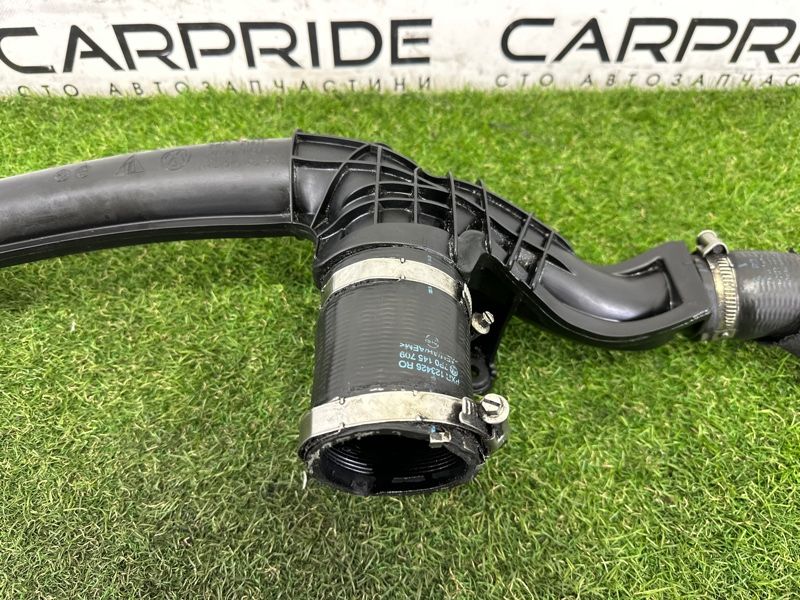 Патрубок интеркулера Volkswagen Touareg NF 3.0 TDI 2012