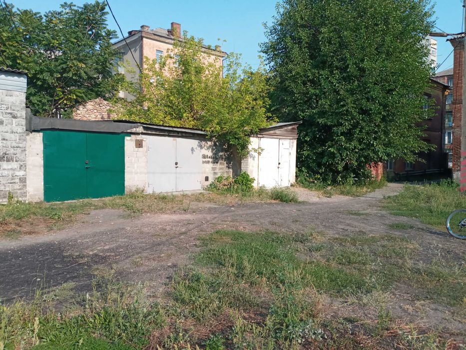 Здається гараж у центрі Слов`янська
