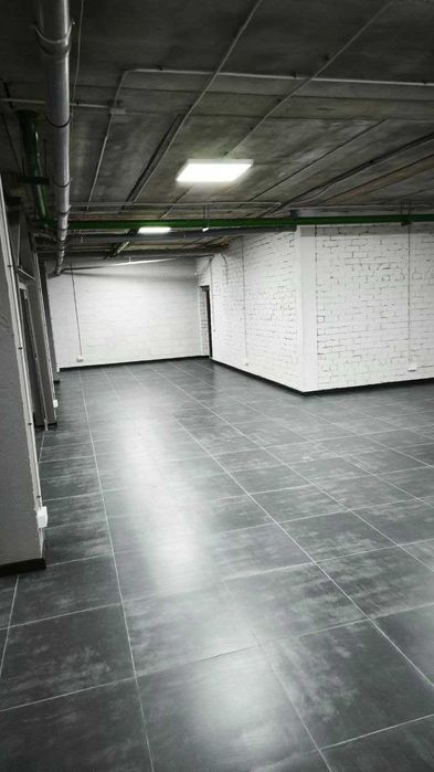 Здам цоколь 157,48м2 під спортивний зал, торгова площа