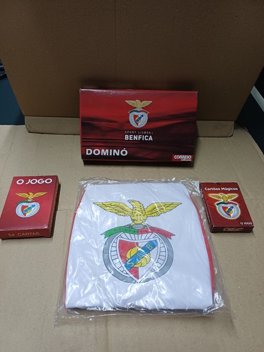 Conjunto artigos do Benfica