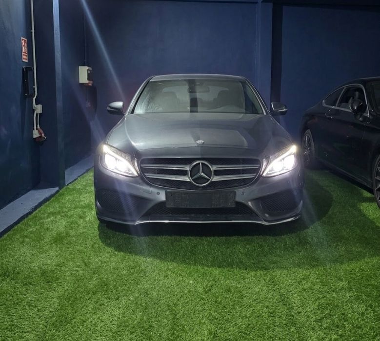 Mercedes-Benz C220 AMG 63