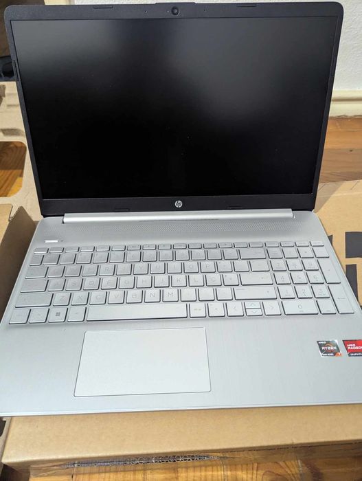 HP 15s-eq2100np ( RAM: 16 GB - 512 GB SSD )