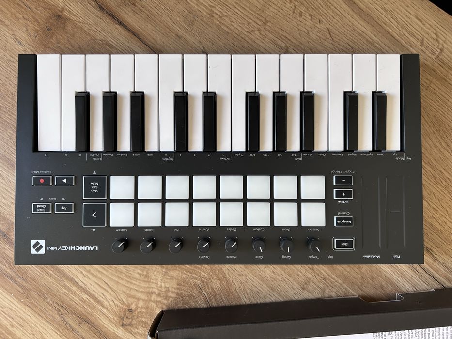 Novation Launchkey Mini MK3