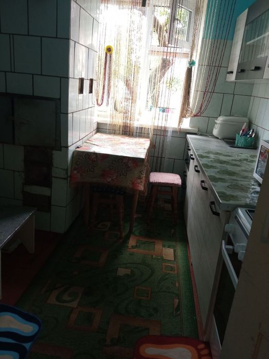 Продається квартира в районі базару